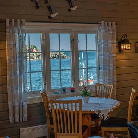 Rorbua Havfruen Sorvagen